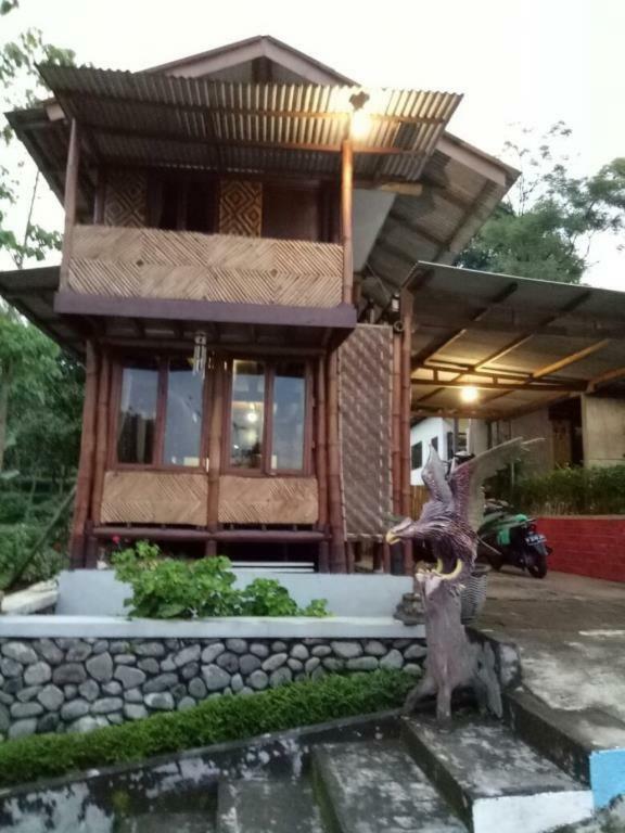 Kahyuna Guesthouse Bromo Ngoại thất bức ảnh